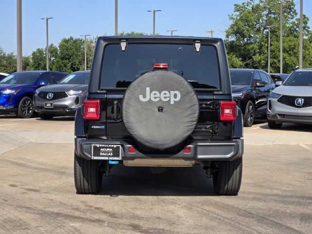 Used 2023 Jeep Wrangler Unlimited Sahara AWD/4WD image 7