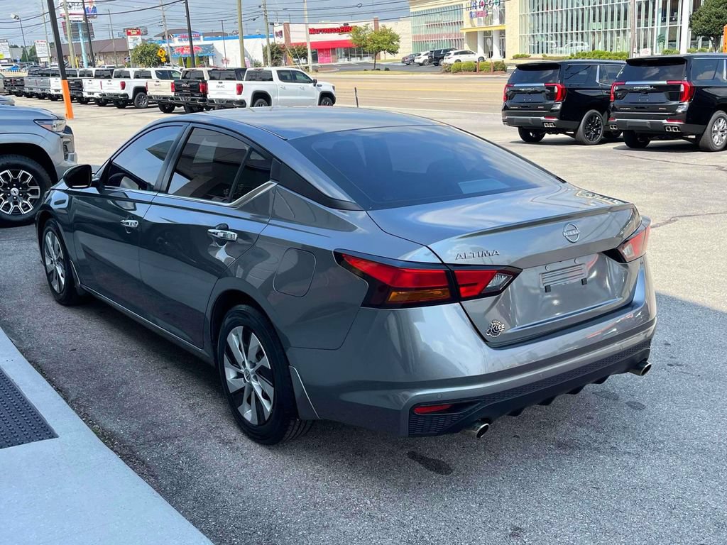 Used 2023 Nissan Altima 2.5 S FWD image 5