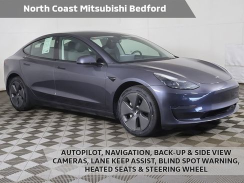 Used 2023 Tesla Model 3 Standard Range RWD image 1