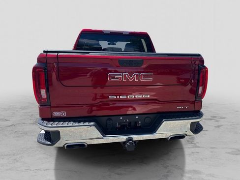 Used 2021 GMC Sierra 1500 SLT AWD/4WD image 4