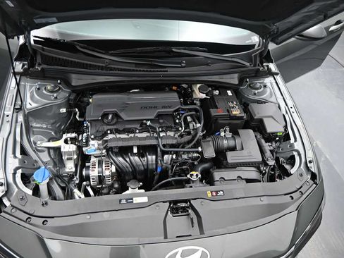 New 2026 Hyundai Elantra SEL Sport FWD image 29