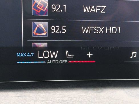 New 2026 BMW X5 xDrive40i w/ Parking Assistance Package AWD/4WD image 24