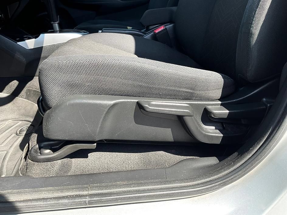 Used 2015 Honda Fit EX image 21