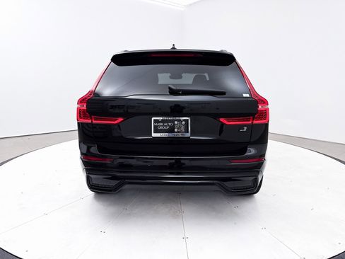 Used 2024 Volvo XC60 T8 Ultimate w/ Climate Package image 19