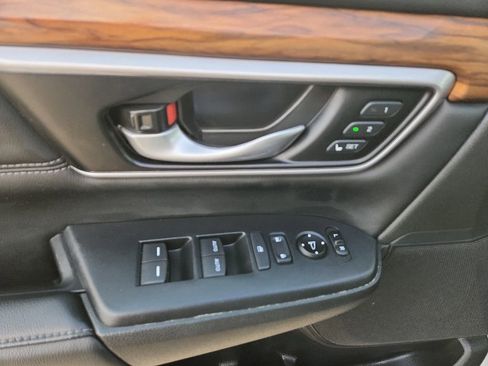 Used 2022 Honda CR-V Touring image 28