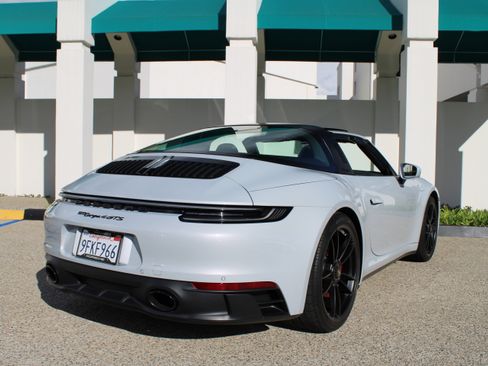 Used 2023 Porsche 911 Targa 4 GTS image 7