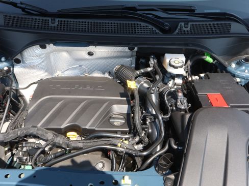 New 2025 Buick Envista Avenir image 18