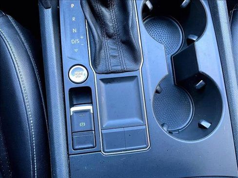 Used 2018 Volkswagen Atlas SE image 24