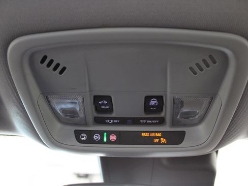 Used 2024 Chevrolet Malibu LT FWD image 33
