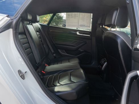 Used 2023 Volkswagen Arteon SEL Premium image 25