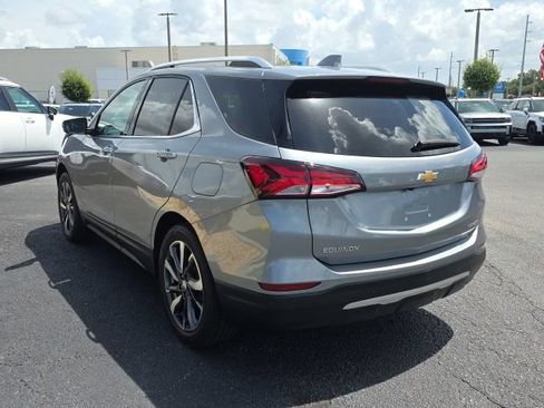 Used 2024 Chevrolet Equinox Premier FWD image 3