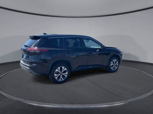 Used 2023 Nissan Rogue SV AWD/4WD image 9