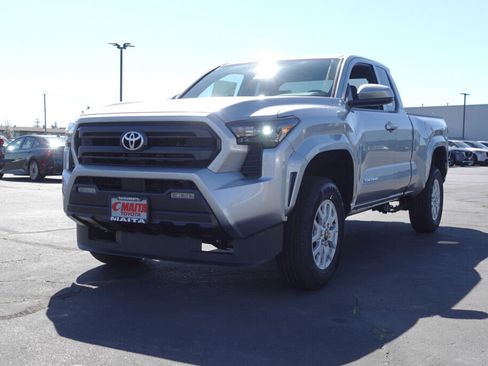 New 2026 Toyota Tacoma SR5 AWD/4WD image 7
