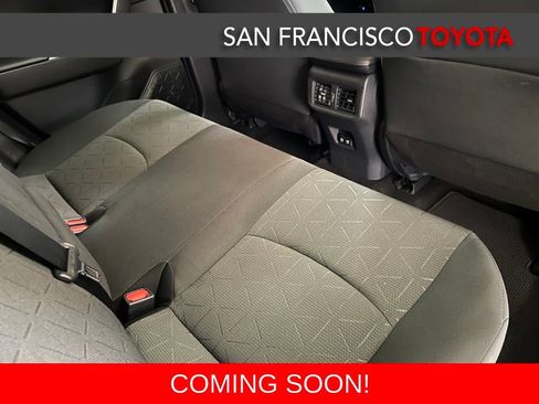 Used 2019 Toyota RAV4 XLE image 18