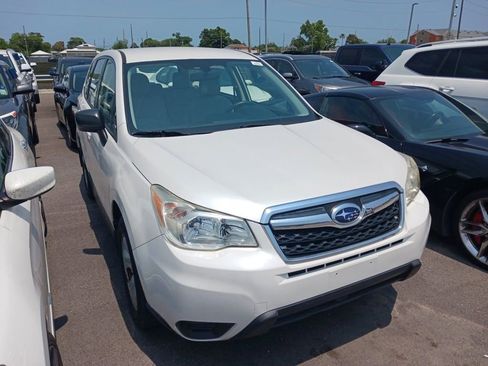 Used 2014 Subaru Forester 2.5i AWD/4WD image 2