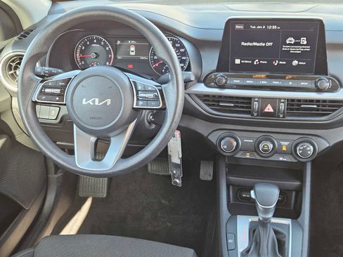 Used 2023 Kia Forte LXS image 23