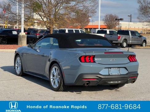 Used 2024 Ford Mustang GT Premium image 23