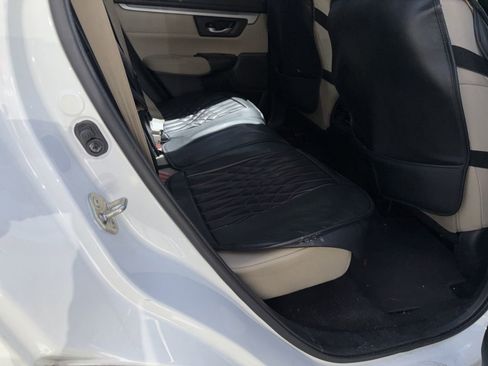 Used 2019 Honda CR-V LX image 12