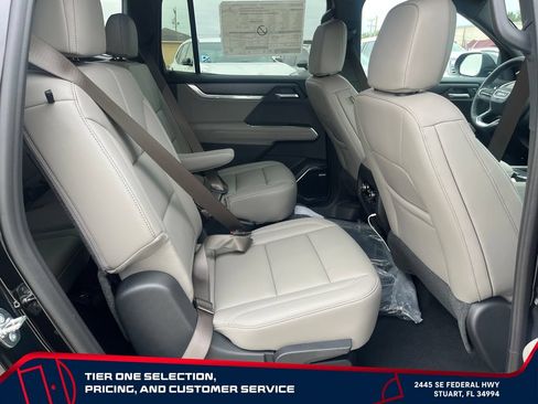 New 2026 GMC Acadia Elevation w/ Black Edition FWD image 18