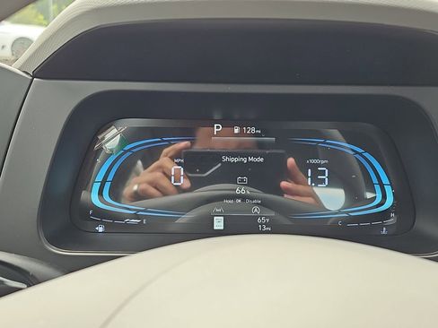 New 2026 Hyundai Elantra SE FWD image 18