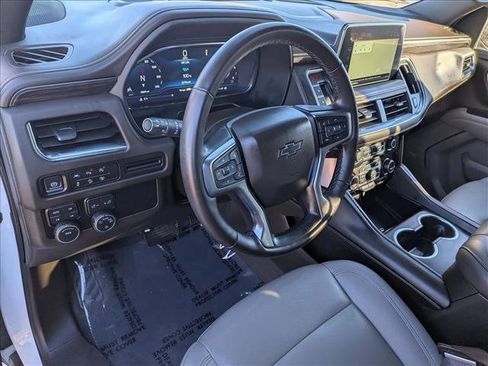 Used 2024 Chevrolet Tahoe Z71 w/ Luxury Package image 10
