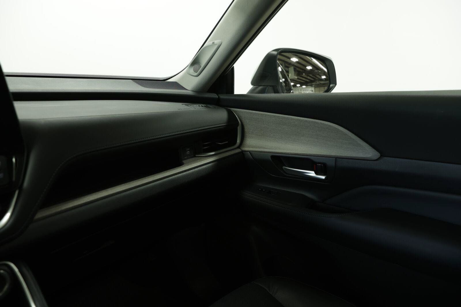 Used 2025 Toyota Grand Highlander AWD image 54