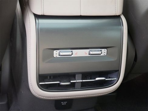 Used 2024 Lincoln Nautilus Premier w/ Equipment Group 102A image 13