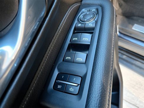 Used 2024 GMC Yukon Denali image 35