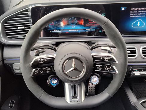 New 2026 Mercedes-Benz GLE 53 AMG 4MATIC Coupe image 8