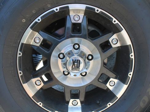 Used 2013 Jeep Wrangler Sport AWD/4WD image 17