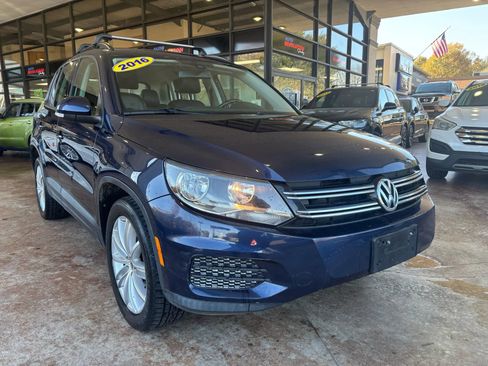Used 2016 Volkswagen Tiguan S image 1