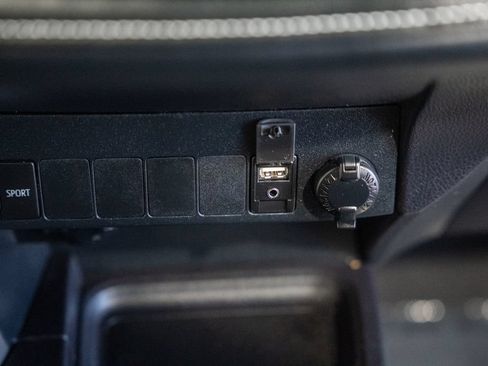 Used 2018 Toyota RAV4 XLE w/ Plus Extra Value Package AWD/4WD image 23