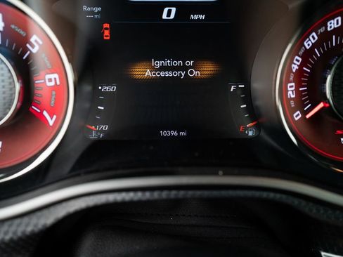 Used 2016 Dodge Challenger SRT Hellcat RWD image 15