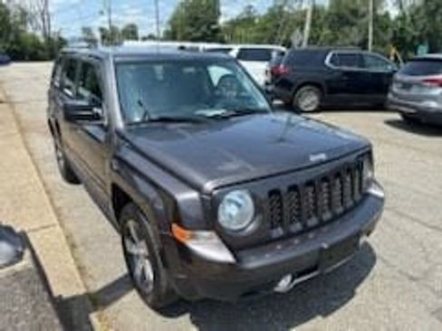 Used 2016 Jeep Patriot High Altitude AWD/4WD image 24