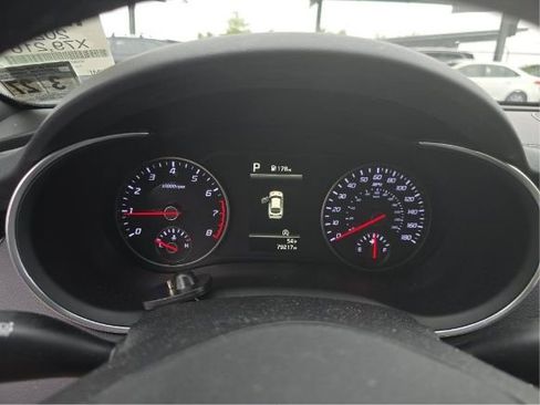 Used 2022 Kia Stinger GT-Line w/ Sun & Sound Package AWD/4WD image 9