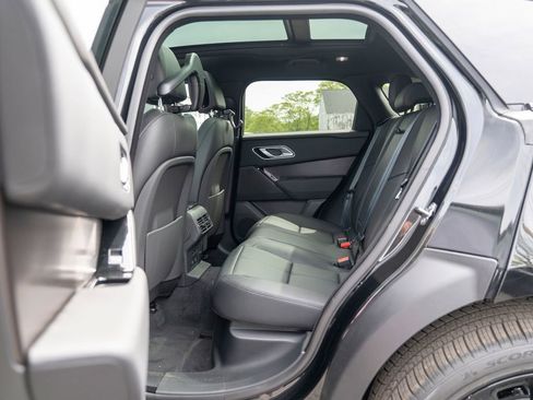 New 2026 Land Rover Range Rover Velar Dynamic SE image 20