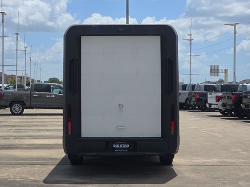 Used 2025 Chevrolet Brightdrop 600 FWD image 6