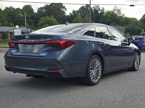 Used 2019 Toyota Avalon Limited w/ All Weather Liner Package FWD image 5