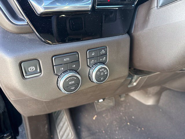 Certified 2025 GMC Sierra 1500 SLT AWD/4WD image 18