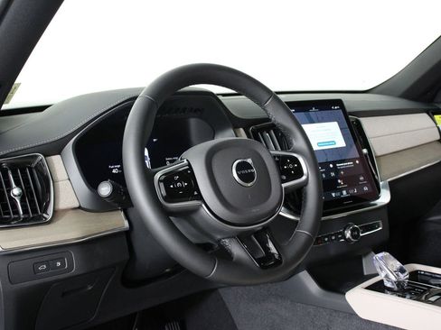 New 2026 Volvo XC90 T8 Plus w/ Protection Package Premier image 8
