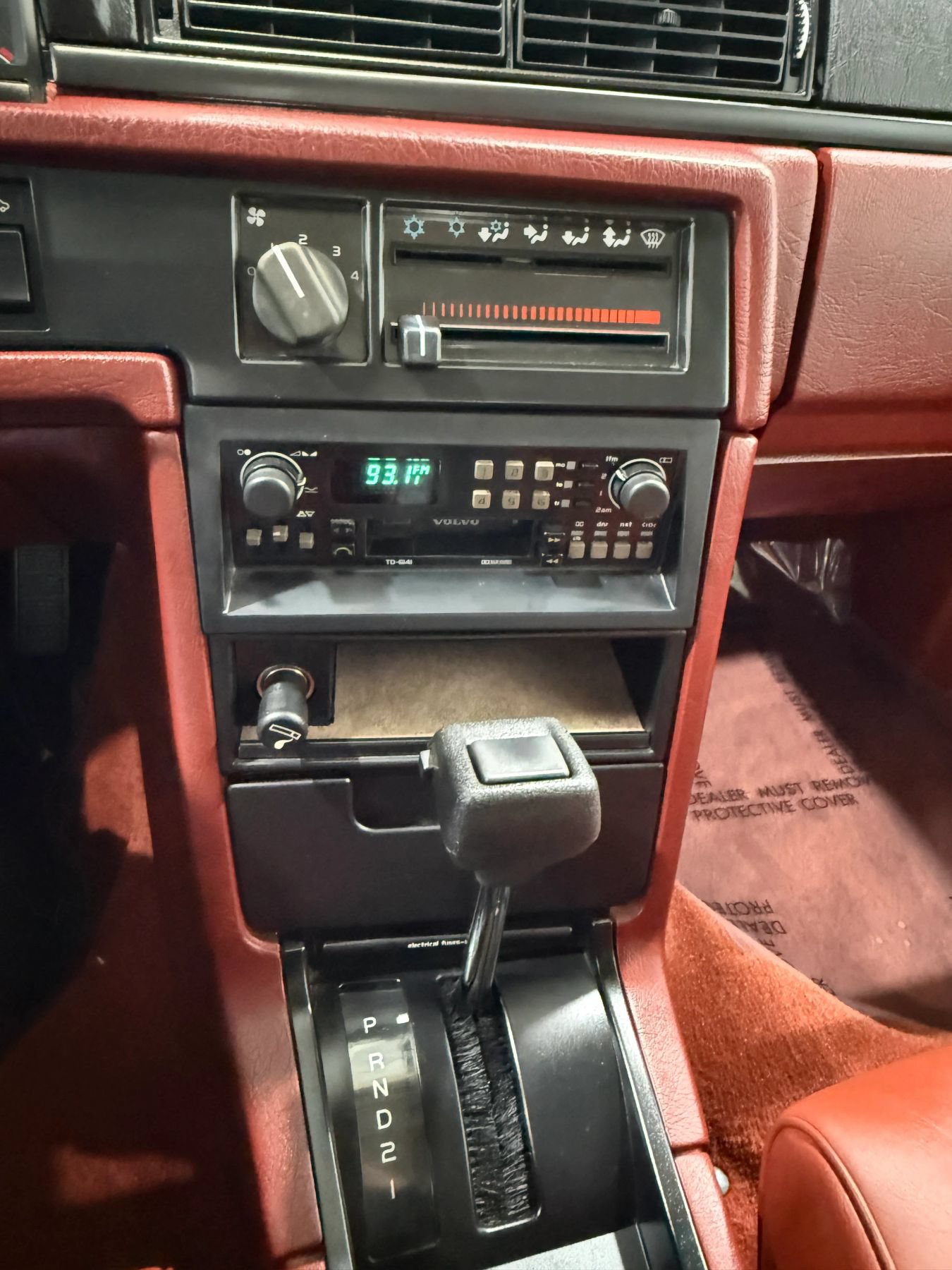 Used 1988 Volvo 740 GLE RWD image 27