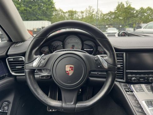Used 2014 Porsche Panamera S RWD image 27