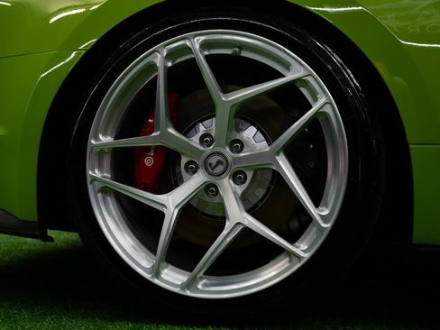 Used 2020 Ford Mustang Shelby GT500 w/ Technology Package image 10