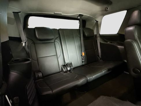 Used 2018 Chevrolet Tahoe Premier AWD/4WD image 29