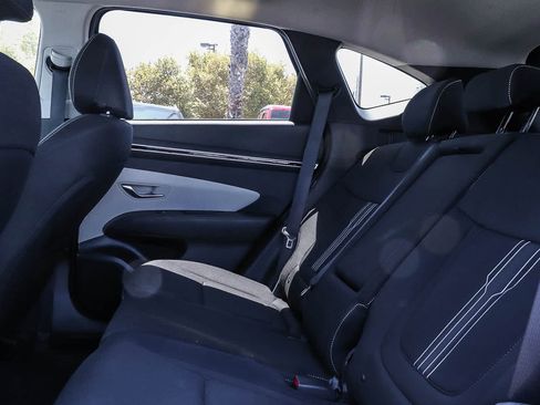 Used 2023 Hyundai Tucson SEL FWD image 19