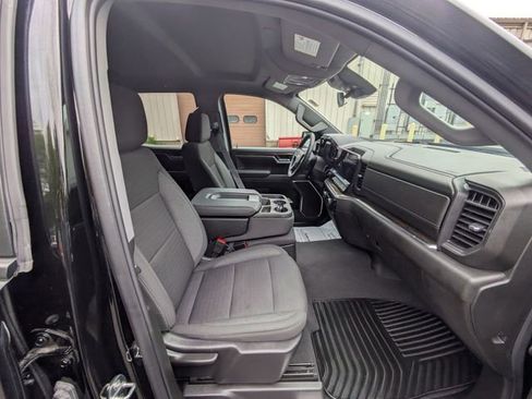 Used 2024 Chevrolet Silverado 1500 LT AWD/4WD image 34