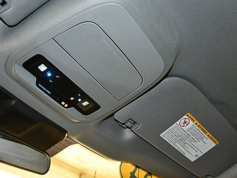 Used 2024 Ford F350 XLT image 29