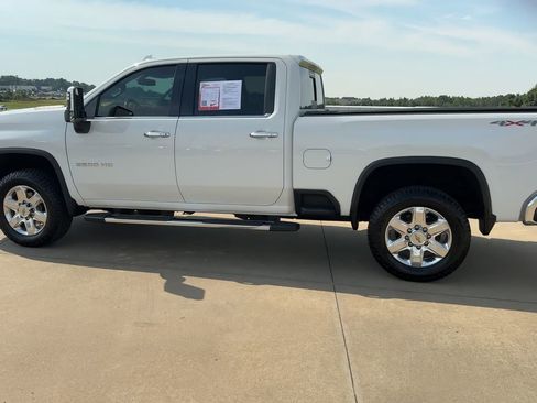 Used 2022 Chevrolet Silverado 2500 LTZ w/ LTZ Convenience Package image 6