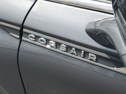 New 2026 Lincoln Corsair Premiere image 7