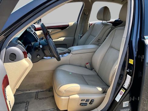 Used 2009 Lexus LS 460 RWD image 7